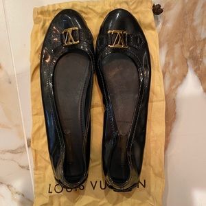 Louis Vuitton slip on flats (authentic) size 40